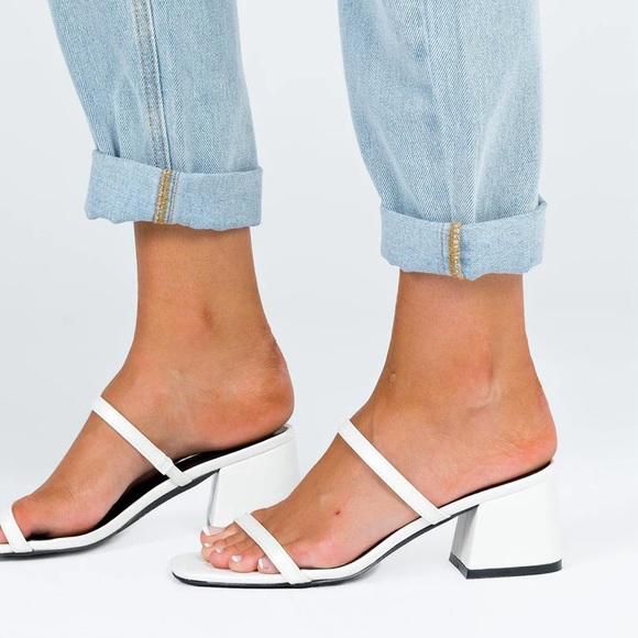 New Princess Polly Therapy White Slide Chunky Heels - New In Packaging (Size 5) - Picture 2 of 8